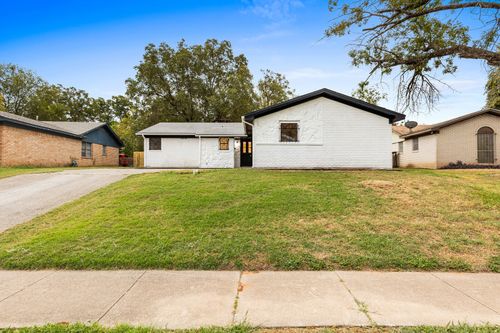 401 Carver St, Waco, TX, 76704-1424 | Card Image