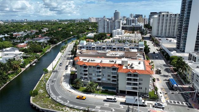 APT-308 - 2600 Collins Ave, Condo with 2 bedrooms, 4 bathrooms and null parking in Miami Beach FL | Image 36