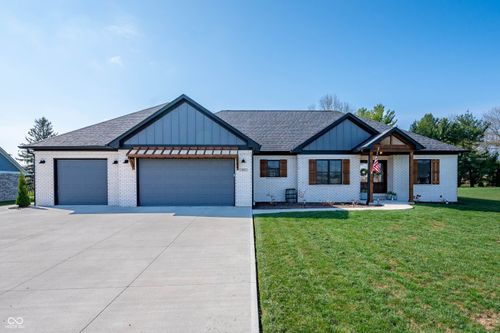 413 Cardinal Dr, Jamestown, IN, 46147-9377 | Card Image