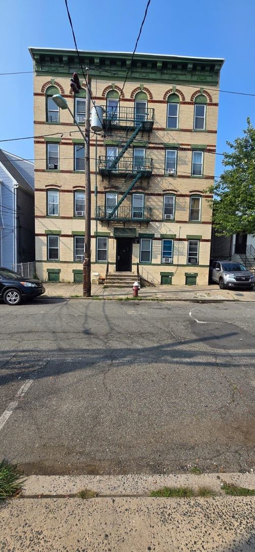 6-West 80th 18th St, Bayonne, NJ, 07002 | Card Image