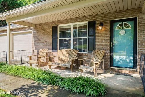 5924 Katrina Ln, Knoxville, TN, 37912-4564 | Card Image