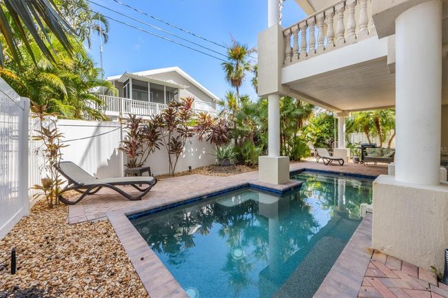 100 - 2309 Avenue C, Condo with 3 bedrooms, 2 bathrooms and null parking in BRADENTON BEACH FL | Image 48