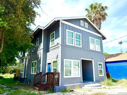 3-2422 W Commerce St, San Antonio, TX, 78207-3831 | Card Image