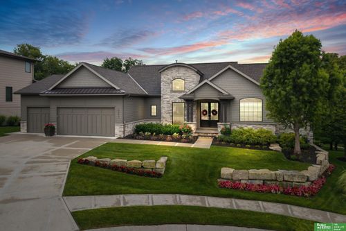 23423 Nancy Cir, Elkhorn, NE, 68022-3101 | Card Image