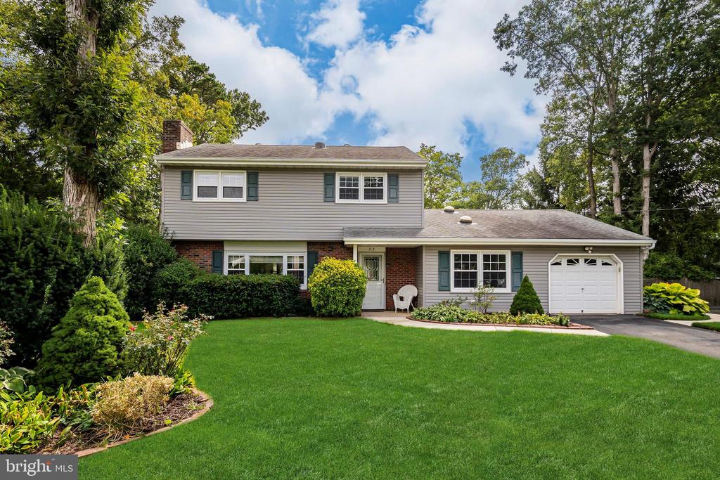 Haines St, Lanoka Harbor, NJ 08734