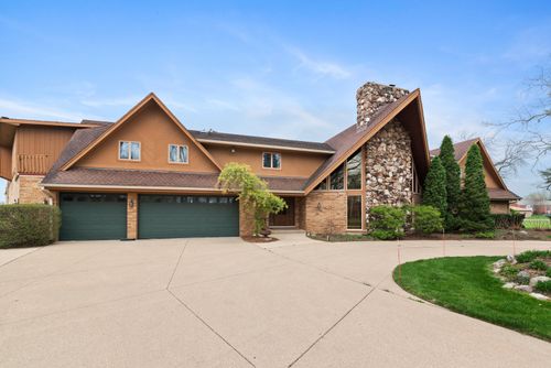 607 Berkshire Ct, Downers Grove, IL, 60516-4919 | Card Image