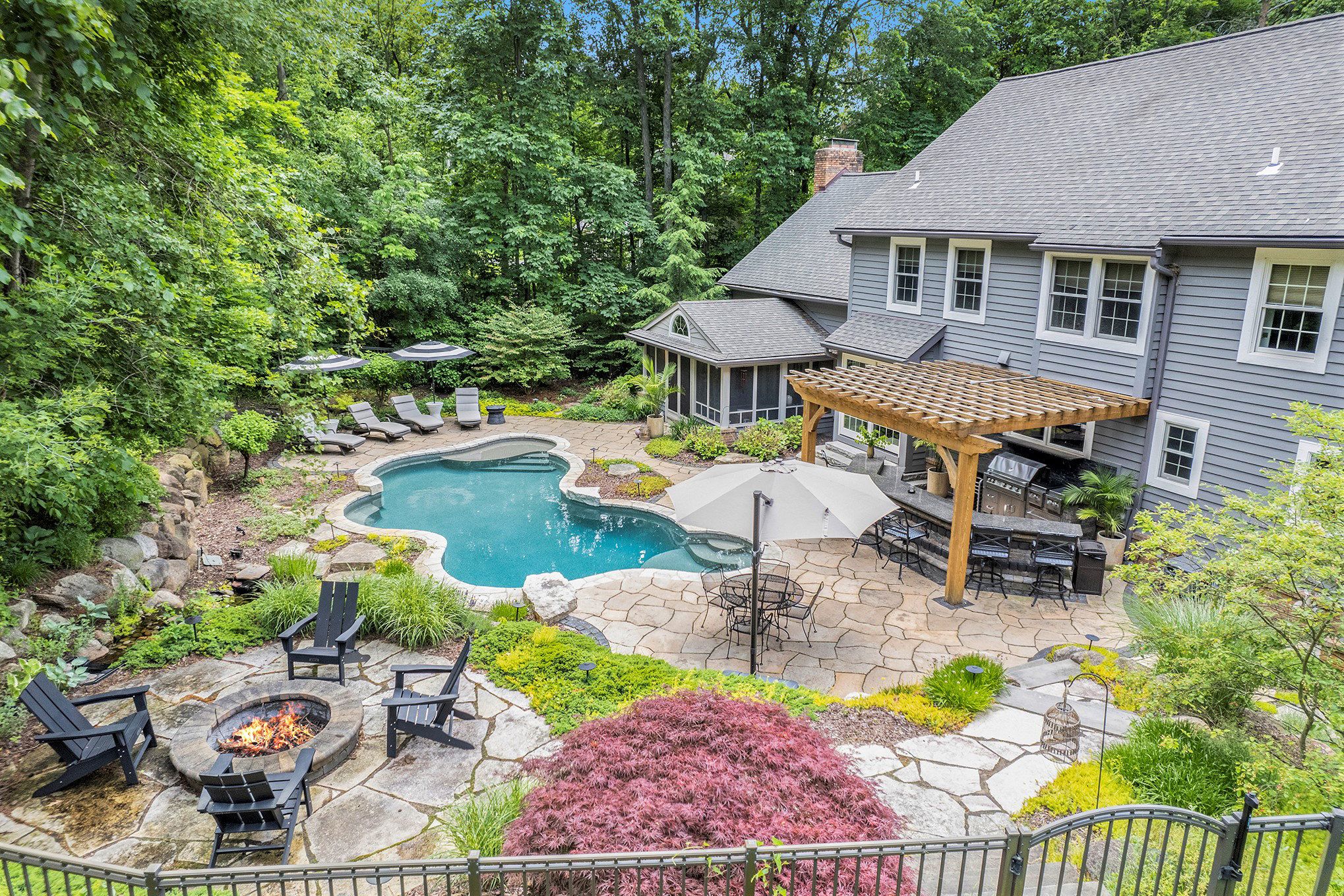 Hillside Dr, Clarkston, MI 48346