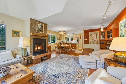 2037 Karen Cres, Whistler, BC, V8E0A9 | Card Image