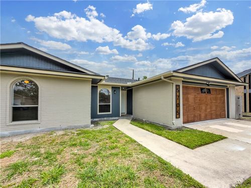 5705 Crest Pebble Dr, Corpus Christi, TX, 78415-2435 | Card Image