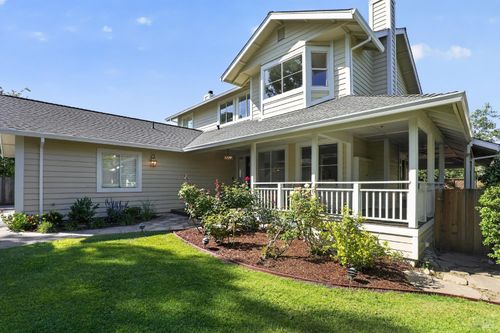 16 Figtree Lane, Novato, CA, 94947 | Card Image