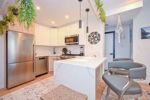 3a-116-17 Grosvenor Ln, Richmond Hill, NY, 11418-3511 | Card Image