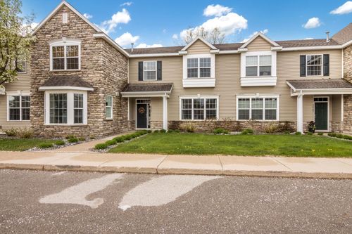 3247 Wexford Dr, Traverse City, MI, 49685-7347 | Card Image