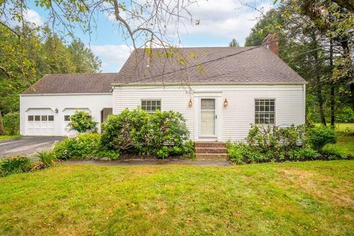 221 Bayview Street, Yarmouth, ME, 04096 | Card Image