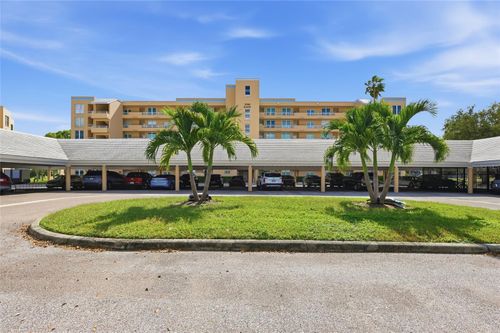 104-3740 Pinebrook Cir, BRADENTON, FL, 34209-8054 | Card Image