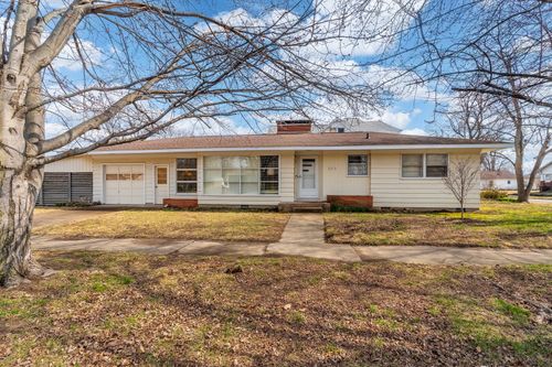 202 N 21st St, Murphysboro, IL, 62966-1921 | Card Image