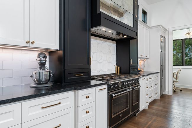 902 Cimarron Hills Trl W, House other with 4 bedrooms, 4 bathrooms and 3 parking in Georgetown TX | Image 13