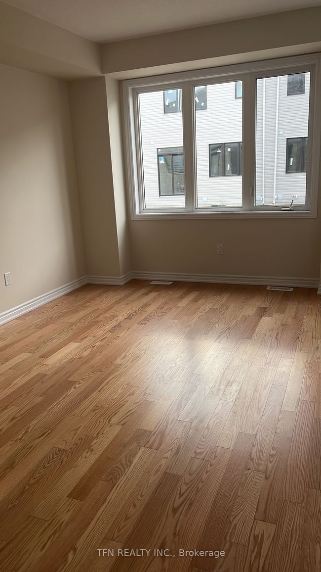 29 Ever Sweet Way, House attached with 3 bedrooms, 3 bathrooms and 1 parking in Thorold ON | Image 9