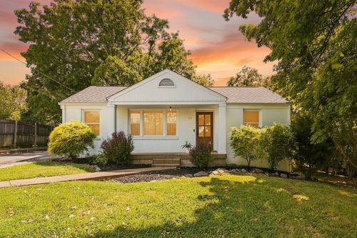 111 Rolynn Dr, Nashville, TN, 37210-5443 | Card Image