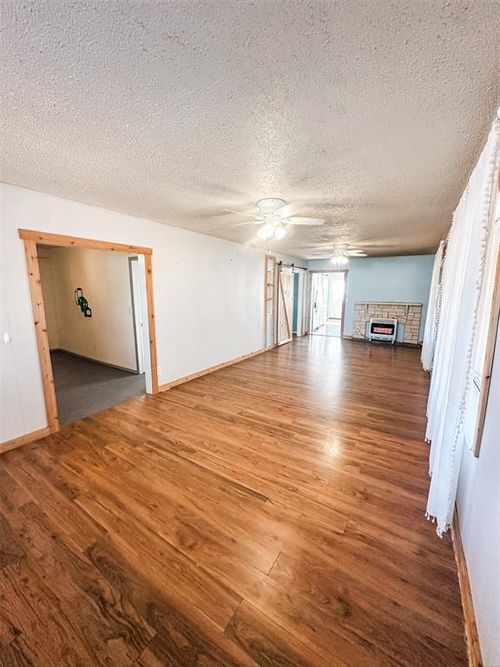 319 W Main St, Fort Cobb, OK, 73038-5866 | Card Image