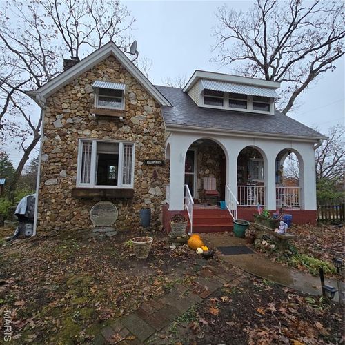 1833 Opeechee Beach Rd, Pacific, MO, 63069-4214 | Card Image