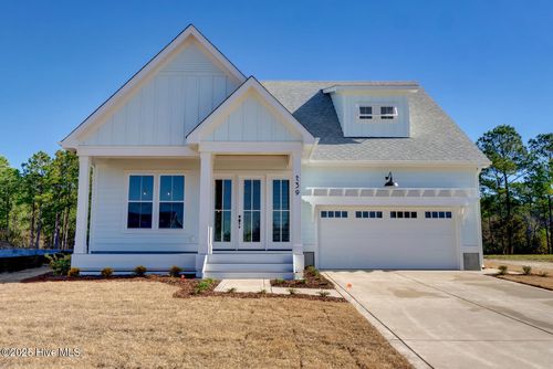 209 Creek View Cir, Sneads Ferry, NC, 28460-9653 | Card Image