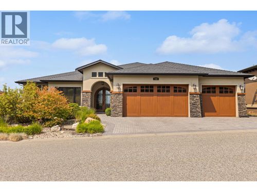 942 Hewetson Ave, Kelowna, BC, V1W5H8 | Card Image
