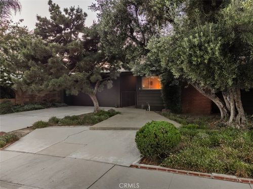 15929 Sunburst St, North Hills, CA, 91343-3139 | Card Image