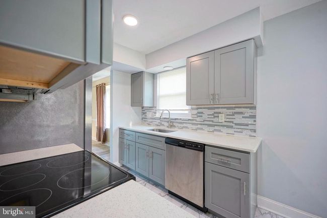 16 Franklin Dr, Townhouse with 4 bedrooms, 2 bathrooms and null parking in VOORHEES NJ | Image 12