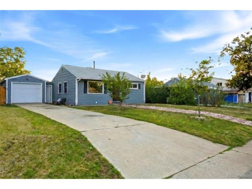 2625 S Hazel Ct, Denver, CO, 80219-5819 | Card Image