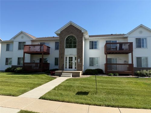 5-5575 Kacena Avenue, Marion, IA, 52302 | Card Image