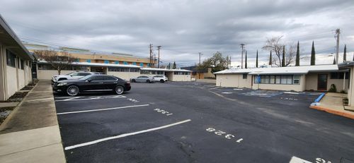 1322 Court St, Redding, CA, 96001-1635 | Card Image