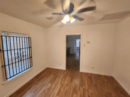 3206 Anita Street, Houston, TX, 77004 | Card Image