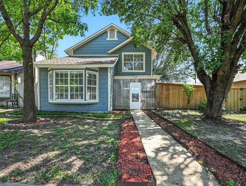 2108 Chatham Square Ct, Dallas, TX, 75227-7639 | Card Image