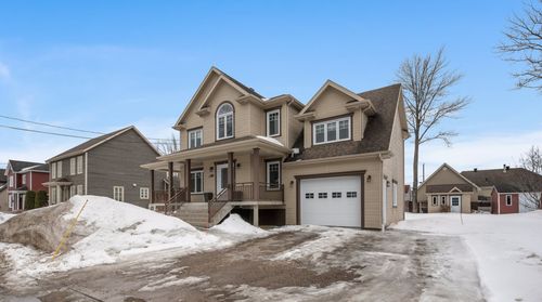 529 Rue Du Rosier, Pont-Rouge, QC, G3H0C8 | Card Image