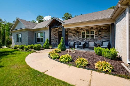 96 Ranch Ridge Rd, Little Rock, AR, 72223-9674 | Card Image