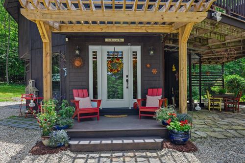 332 Eaton Rd, Swanzey, NH, 03446-3614 | Card Image