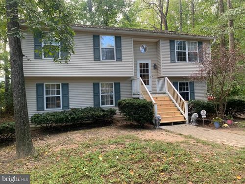 715 War Bonnet Trl, LUSBY, MD, 20657-5184 | Card Image