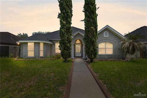 2521 San Manuel St, Edinburg, TX, 78539-6962 | Card Image