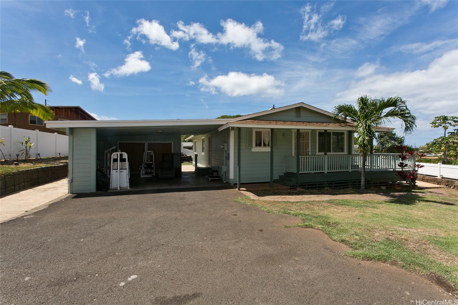 Haleakala Ave, Waianae, HI 96792