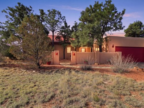 19 Aventura Rd, Santa Fe, NM, 87508-8745 | Card Image
