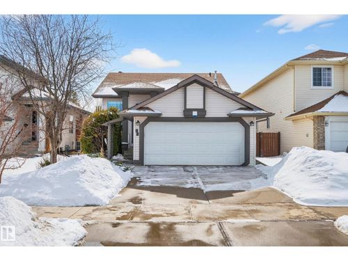 34 Donald Pl, St. Albert, AB, T8N6H3 | Card Image