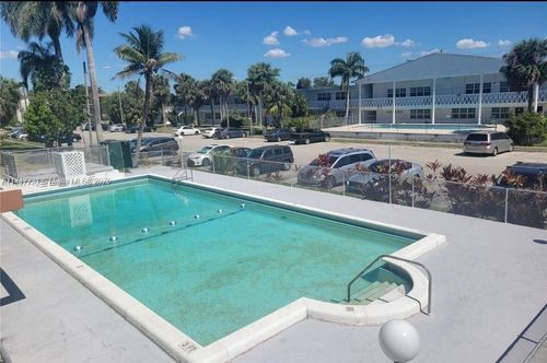 apt-211-1450 170th St, North Miami Beach, FL, 33162-2814 | Card Image