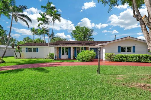 8260 Sw 145th St, Palmetto Bay, FL, 33158-1431 | Card Image