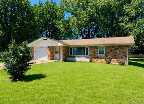 804 S Apple Ave, Belle, MO, 65013-2556 | Card Image