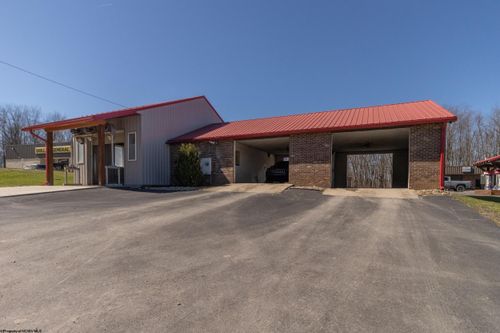 195 N Robert Stone Way, Reedsville, WV, 26547-7543 | Card Image