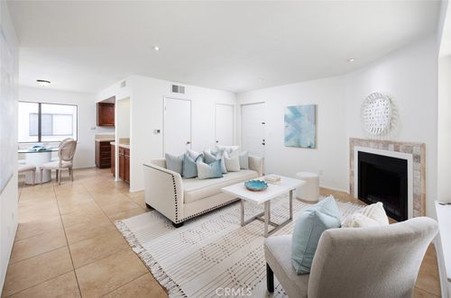 27-2206 A N Broadway, Santa Ana, CA, 92706 | Card Image