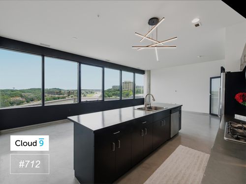 712-5601 Smetana Dr, Minnetonka, MN, 55343-9196 | Card Image
