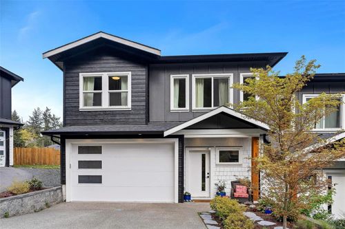 104-2379 Lund Rd, View Royal, BC, V9B0S9 | Card Image