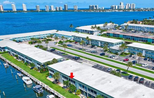 211-121 Wettaw Ln, North Palm Beach, FL, 33408-5706 | Card Image