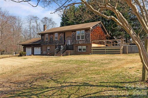335 Yachtman Dr, Salisbury, NC, 28146-1553 | Card Image